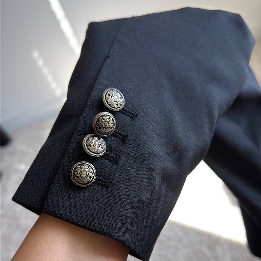 Talula Black Blazer with Notched Lapels and Structured Shoulders - Picture 9 of 9